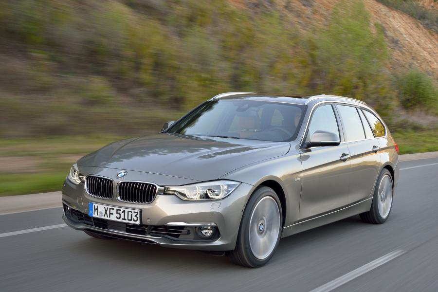  BMW 330d Touring Luxury Line 2015 года  (фото 2 из 28)